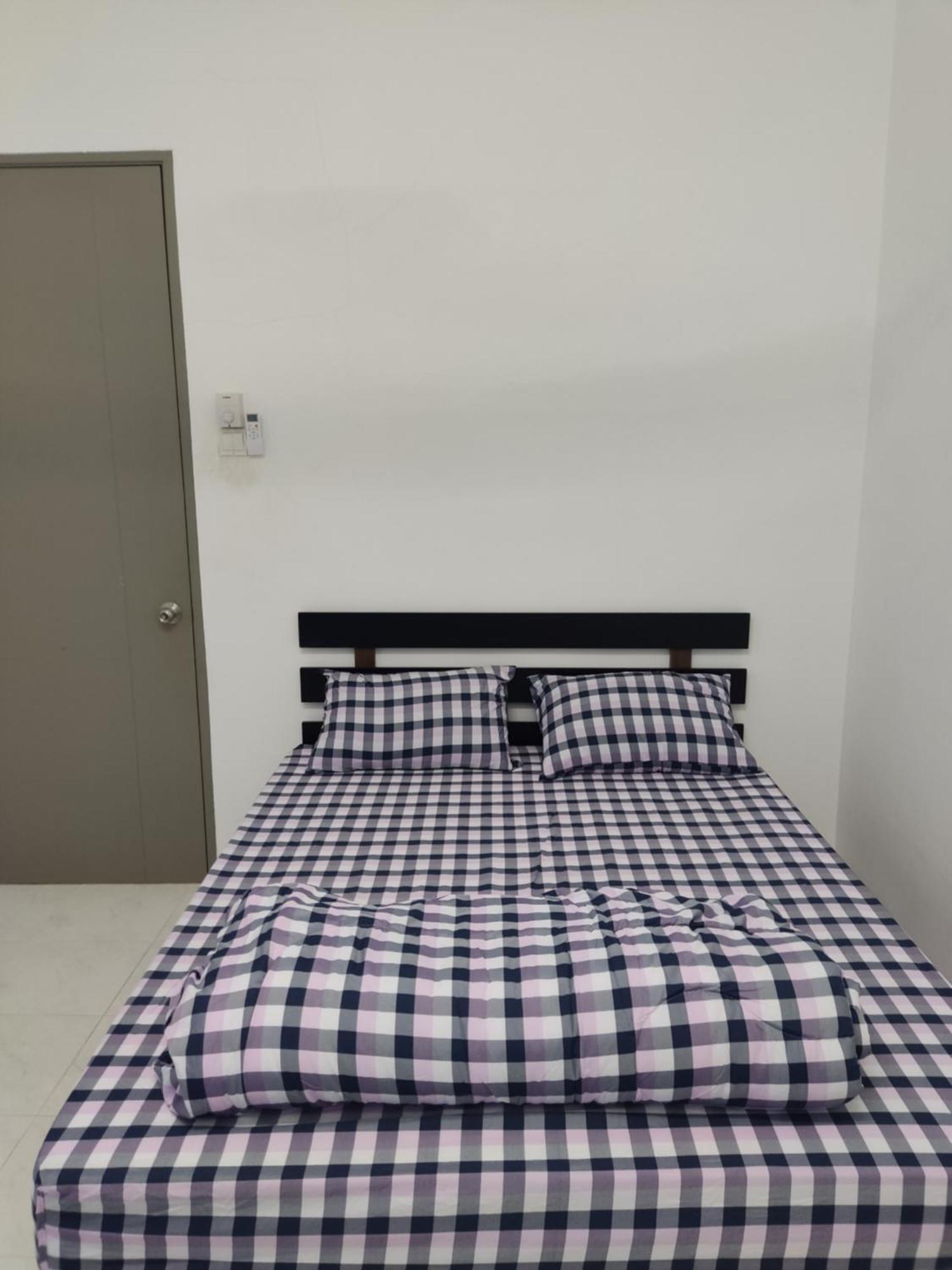 2Storey Asraf'S Homestay Seri Iskandar Exterior photo